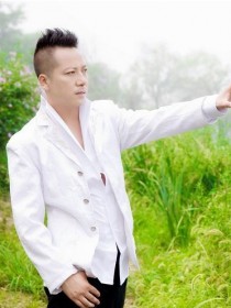刘子毅 