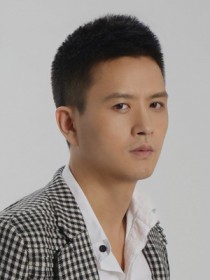彭钧 