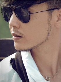 宋靖宇 