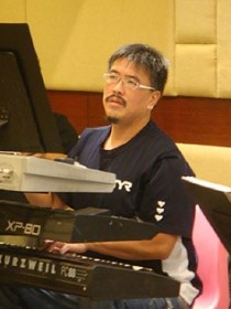 洪敬尧 