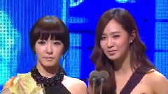 少女时代 - Yuri & Tiffany