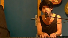 Chris Garneau - Hands On The Radio
