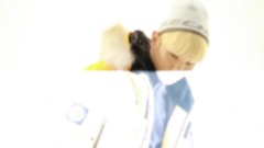 SHINee - Skechers