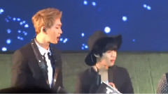 SHINee - 吃东西