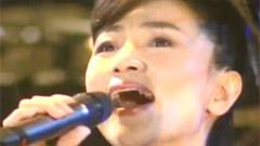 掌声响起