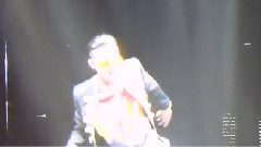 待机 舞台表演