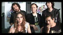 La Oreja de Van Gogh《La Niña Que Llora En Tus Fiestas》