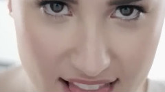 Demi Lovato - Heart Attack