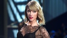 Taylor Swift - The 1989 World Tour™ Props幕后花絮