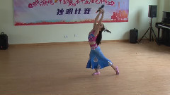 椰子树下