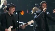 Fall Out Boy & Thomas Rhett Live At CMA 2015