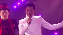 凤凰传奇 - 忘情森巴舞 现场版
