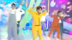 BTOB - 在巴士里 - 2015 MBC 歌谣大祭典 现场版