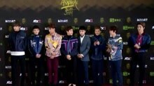 EXO 红毯