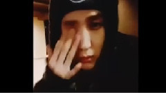 V app LEO inTokyo