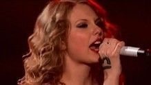 Picture to Burn (Fearless Tour)现场版