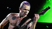 Red Hot Chili Peppers - Parallel Universe Intro 现场版