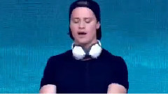 表演