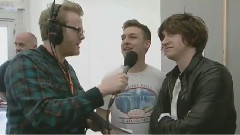 Arctic Monkeys - 后台采访 BBC Radio 1's Big Weekend