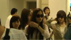 T-ara - 新加坡Changi机场饭拍