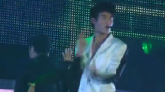 SHINee - OMG
