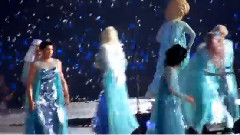 Super Junior - Elsa Cosplay