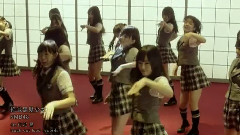绝灭黑发少女