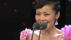 桂花树下