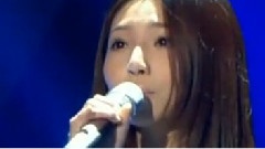 哭了