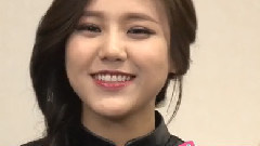 HAN LOVE AOA Cut
