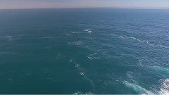 浪涛拍岸