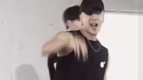 王嘉尔 ver.Vertical Video