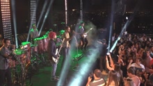 Tudo Nosso (Hands Up) 现场版