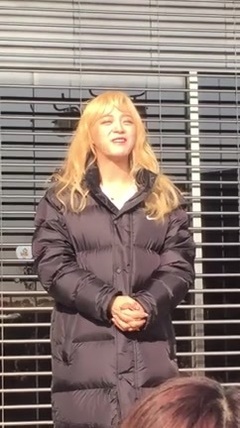 Mini Fan Meeting