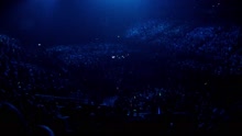 When You're Looking Like That (Live from The O2)