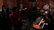Miles Peter Kane - Come Closer (Live at RAK)