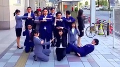 World Order - 办公室男女两队尬舞,也是蛮厉害的!