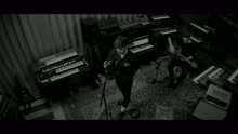 Tom Grennan - Praying (Acoustic)