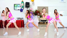  - 汽车店开幕现场美女热舞