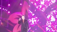 乌兰托娅,高安 - 爱上你的全世界