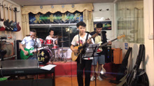学生乐队排练《听不到》好听！