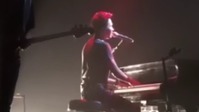 男孩