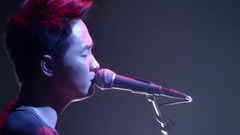 男孩