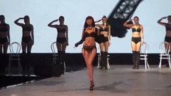 2015深圳內衣展性感模特T台情趣内衣秀