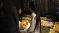 独家花絮:迪丽热巴逗比抱孩子喂奶
