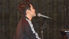 男孩