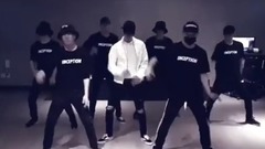 王一博 三周年