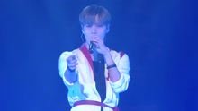 泰民 - 泰民 - Love - KBS音乐银行 现场版 17/10/20