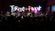 Turma do Pagode - Meu Mundo Caiu (Ao Vivo)