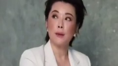 袁立坐在了镜头前,讲述了当时演员的诞生 舞台上的全过程!